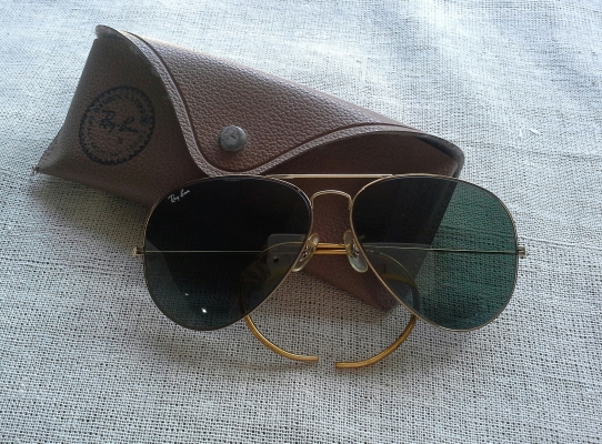 แว่นตาท่านนายพลแมคอาร์เธอร์  &#039;ตัวเทพบุตร&#039;  ที่สุดแห่งเลนส์หายาก!  Vintage B&amp;L RAY-BAN AVIATOR USA  บิ๊กไซซ์!  ตัวแท้!  จริงใจ-ไม่จิงโจ้!