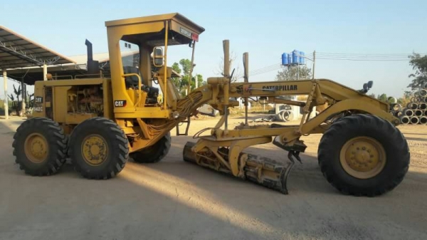 ขาย 2,380,000 CATTERPILAR 140G 5MD1700 เครื่องดี เกียร์แรง ระบบไฮโดลิคทำงานสมบูรณ์ เอกสารเล่มทะเบียน รถสวยพร้อมใช้เอกสารพร้อมโอน รถอยู่ จ.ร้อยเอ็ด  090-772-3710 090-772-3708