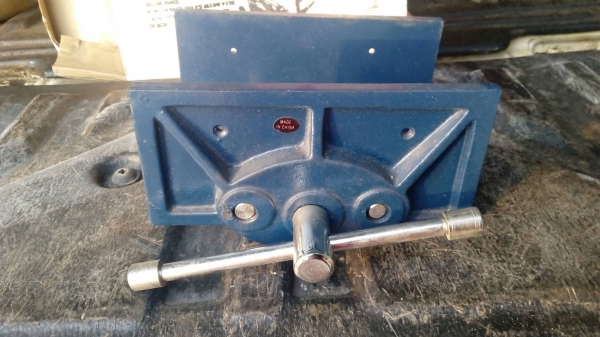 ขายปากกาจับชิ้นงานจีนเก่าเก็บหลายสิบปี