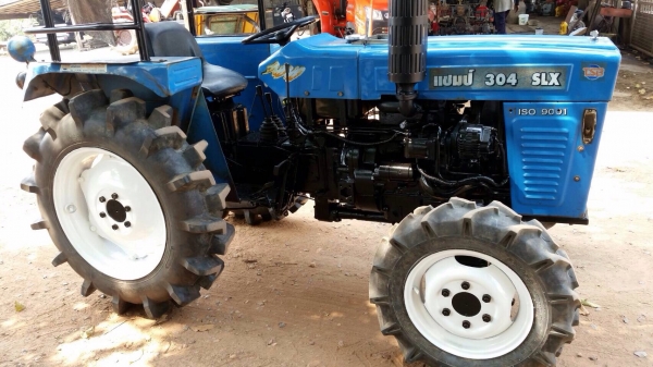 ขาย แช้ม 304 4WD พร้อมผาน5 ราคา65000บ