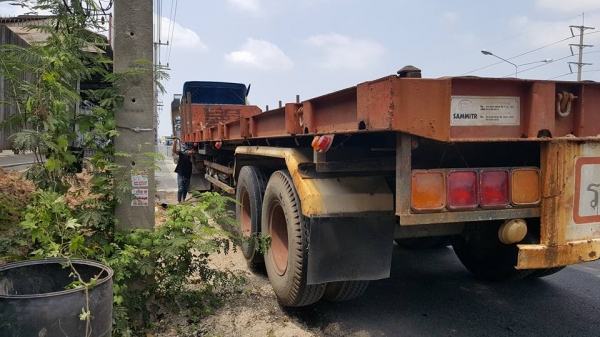 ขายหัวลากโปรเฟีย 320แรง พร้อมหางสามมิตร 2 เพลา ยาว 12 เมตร สภาพดีไม่คตไม่เบี้ยว