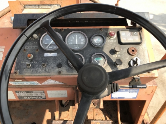 รถบด 9 ล้อ Sakai รุ่น TS200 นำเข้าจากญี่ปุ่น