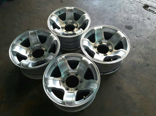 ล้อ inter speed  ขอบ 15*7.5 et-5 สวยๆ 1ชุด