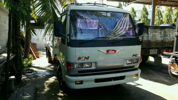 ขายรถ สไลด์  HINO FC 120 แรง รถห้าง  ยาว 5.50 ม.กว้าง 2.2 ม.  รถพร้อมใช้งาน  ราคา 440,000  บาท