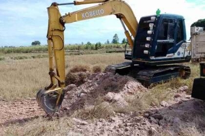 KOBELCO SK60 MART III ราคา 535,000 บาท รถสภาพสวยพรัอมใช้งาน เครื่องปั้มดี แอร์เย็น ช่วงล่างสวย รถพร้อมใช้งาน เอกสารอินวอยท์  รถอยู่ จ.ขอนแก่น โทร&amp;ไอดีไลน์ 0610710295