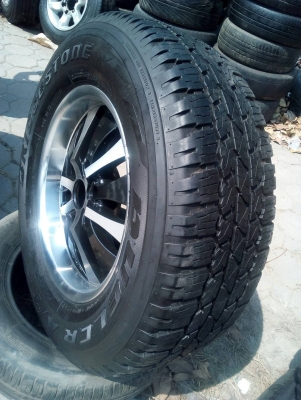 265/65R17 BRIDGESTONE DUELER A/T โฟวีล ลุยๆ ยางใหม่ๆ ปี15 ( ยางA/T )  โทร.063-286-3551 ตจว.ส่งได้ครับ