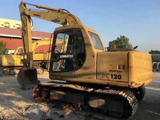 ขาย 700,000 KOMATSU  PC120-6 ไฟฟ้าครบ เครื่องดี ปั้มแรง เอวดี ช่วงล่างเต็ม รถพร้อมใช้ รถอยู่ ปทุมธานี 090-772-3710 090-772-3708