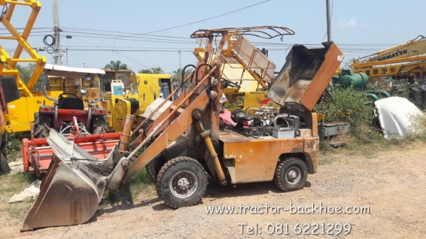 พร้อมใช้ครับ ตรวจสภาพให้เรียบร้อย รถตักล้อยาง TOYOTA SG10 แบบโฟลํทลิฟต์ เก่าญี่ปุ่น ยกสูง ราคาถูกๆ