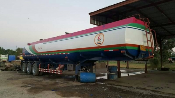 ขายแทงค์น้ำมัน สภาพสวย 40,000 ลิตร ปี 52 โหลดบน เอกสารพร้อมโอน สนใจโทร 083-9628875 , 082-1698998