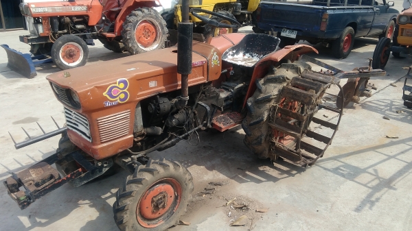 ขายด่วน !! คูโบต้า 14 แรง 3 สูบ ขายด่วน !! คูโบต้า 14 แรง 3 สูบ