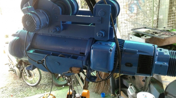 ขายรอกสลิงไฟฟ้า Demag ขนาด 8ตัน ขายราคา5 ตัน ยกสูง 6 เมตร ความเร็ว 1 สปีด วิ่ง 4 ทิศทาง *** ราคา 175 ขายรอกสลิงไฟฟ้า Demag ขนาด 8ตัน ขายราคา5 ตัน ยกสูง 6 เมตร ความเร็ว 1 สปีด วิ่ง 4 ทิศทาง *** ราคา 175