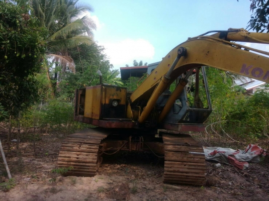 ขายรถขุดแบ็คโฮ KOMATSU PC120-2  ใช้งานปกติ ช่วงล่างดี เครื่องแน่น ปั้มแรง  ราคา 190,000บ. สนใจ 0835601591 หรือ 0903494058