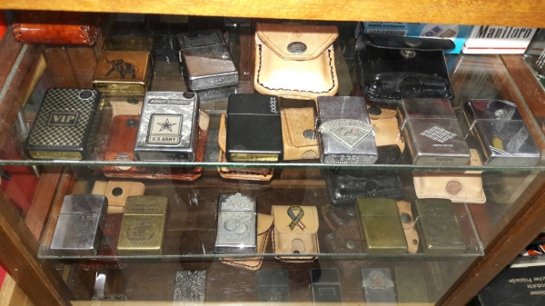 ขายไฟเช็ค ZIPPO MADE IN USA.ใหม่เก่าเก็บสวยใหม่เก่าเก็บ