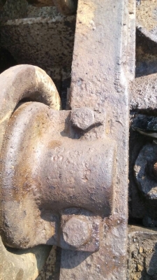 ขายโซ่ รถแทรกเตอร์ โคมัสสุ D-50 ใส่แผ่นแมคโคมา เอาแต่โซ่ก็ได้ ตัดให้ครับและลอนเลอร์ ด้วยครับสภาพตามรูป