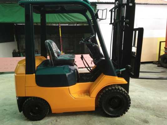 โตโยต้า รุ่น 7 ดีเซล 2 ตัน เสา 3 เมตร โตโยต้า รุ่น 7 ดีเซล 2 ตัน เสา 3 เมตร