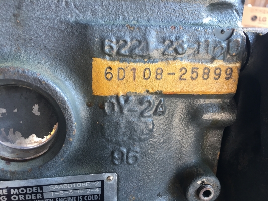 ขายด่วน อะใหล่เครื่อง KOMATSU PC300-5-6 6D108และอะใหล่หลายรายการ