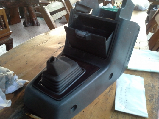 ขายคอลโซลกลาง mazada familia