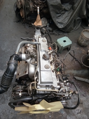 เครื่องยนต์ มิตซู สตราด้า 2800 4M40 เครื่องแน่นๆไม่มีไอ เกีร์ยดี รับประกัน เครื่องยนต์ มิตซู สตราด้า 2800 4M40 เครื่องแน่นๆไม่มีไอ เกีร์ยดี รับประกัน