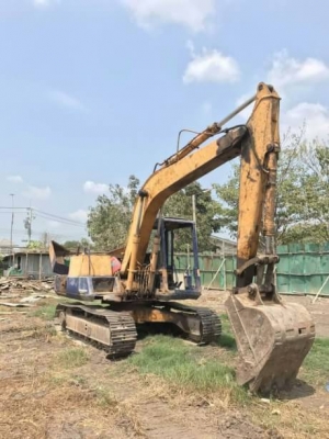 KOMATSU PC100-3