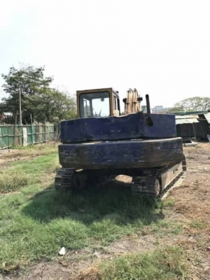 KOMATSU PC100-3