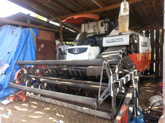 ขายรถเกี่ยวข้าว DC95GM ปี54 สภาพพร้อมใช้งาน เครื่องดี ช่วงล่างดี ราคา410,000 สนใจโทร 090-8588220คุณนะ 093-3258446คุณบิว เว็บไซต์ส่วนตัว www.narong2truck.com www.truck.in.th/498 ID: narong498 ID: 0933258446 เพจ Facebook ณรงค์ ซื้อขายรถมือสอง กลุ่ม Facebook