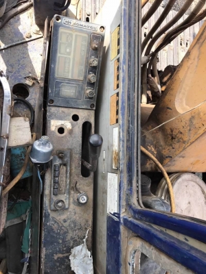 KOMATSU 100-3 ราคา 285,000 บาท เครื่องดี ปั้มดี เอวแน่น ช่วงดี โซหน่า รถพร้อมใช้. เอกสารสัญญาซื้อขาย  รถอยู่ จ.นครปฐม โทร&amp;ไอดีไลน์ 0610710295