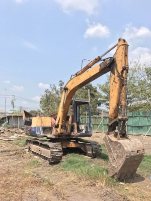KOMATSU 100-3 ราคา 285,000 บาท เครื่องดี ปั้มดี เอวแน่น ช่วงดี โซหน่า รถพร้อมใช้. เอกสารสัญญาซื้อขาย  รถอยู่ จ.นครปฐม โทร&amp;ไอดีไลน์ 0610710295