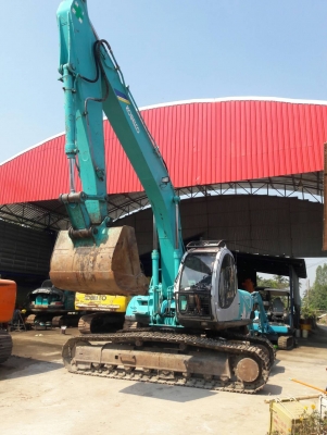 ขายKOBELCO SK200-2LC  มาใหม่  เก่าญี่ปุ่น   มีลายแย๊ก  สภาพสวย  ใช้งานมาแค่  5,xxx  ชั่วโมง  ลองระบบกันได้ทุกวัน  โทร  089-3818694  ดวงนภา