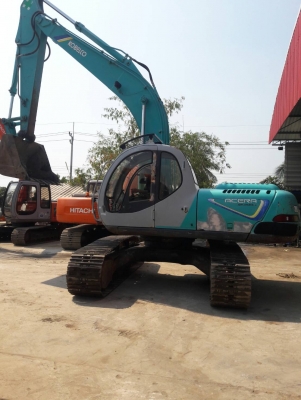 ขายKOBELCO SK200-2LC  มาใหม่  เก่าญี่ปุ่น   มีลายแย๊ก  สภาพสวย  ใช้งานมาแค่  5,xxx  ชั่วโมง  ลองระบบกันได้ทุกวัน  โทร  089-3818694  ดวงนภา