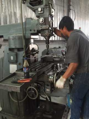 ขายถูกๆ เครื่องมิลลิ่งญี่ปุ่น สภาพสวยพร้อมใช้งาน ขายถูกๆ เครื่องมิลลิ่งญี่ปุ่น สภาพสวยพร้อมใช้งาน