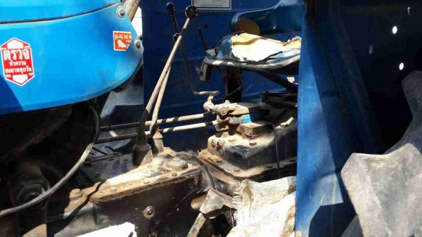 ขายด่วน รถไถFROD 6600เสื้อลาย สภาพสวยพร้อมใช้งาน เครื่องปั้มดี ยางสภาพพร้อมใช้งาน เอกสารเล่มทะเบียน