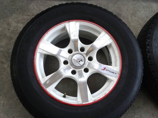 ขอบ17นิ้ว6รู พร้อมยาง ชุดนี้ ราคา 6900 บาท