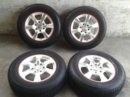 ขอบ17นิ้ว6รู พร้อมยาง ชุดนี้ ราคา 6900 บาท