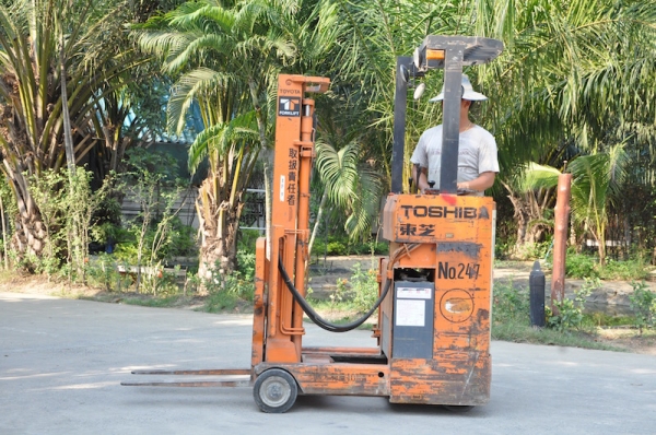 ขายFORKLIFT TOTOTA ไฟฟ้ารุ่นFBR10(1ตัน) สวยเดิมจากญี่ปุ่น ยังไม่เคยใช้ในไทย 58,000เท่านั้น!!
