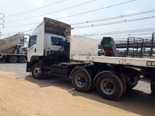 ขายหัวลากพร้อมหาง Isuzu เครื่อง 360 แรง ปี 58 หางพนัส 3 เพลา ไมล์ 13x,xxx ทะเบียนพร้อม