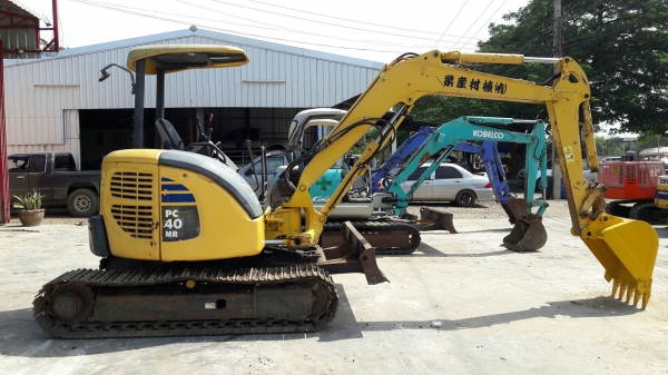 รถขุด Komatsu PC40MR-2 เก่าญี่ปุ่น รถสวยมาก