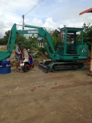 ขายKobelco sk40สภาพพร้อมใช้ ติดต่อคุณอ๊อฟพิจิตร086-737-9991 ขายKobelco sk40สภาพพร้อมใช้ ติดต่อคุณอ๊อฟพิจิตร086-737-9991