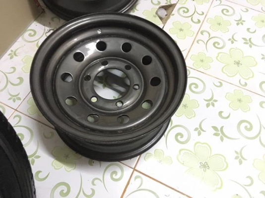 กระทะบรรทุก ขอบ 14 6 รู พร้อมยาง 1 เส้น