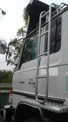 ขายหัวเก๋ง HINO F18