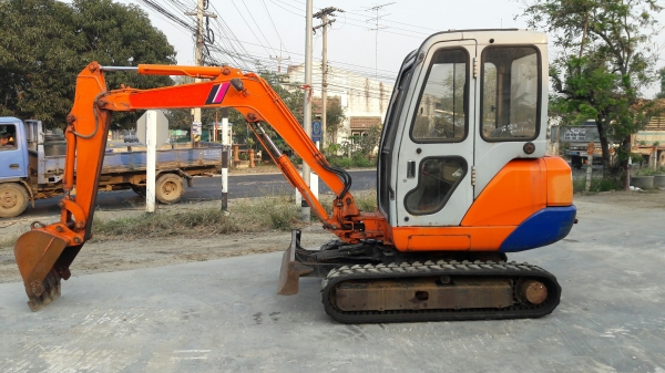 รถขุด Hitachi EX30-1 เก๋ง เก่าญี่ปุ่น