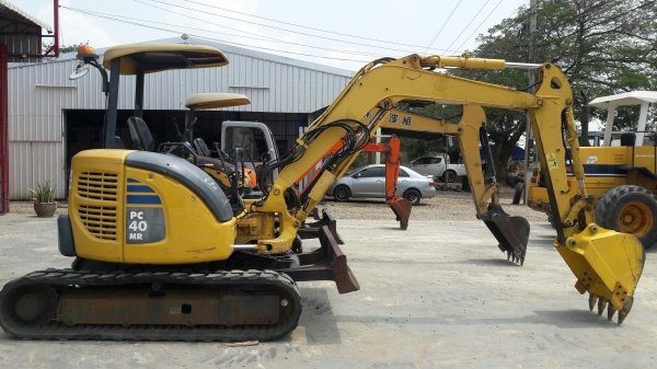 รถขุด Komatsu PC40MR-2 เก่าญี่ปุ่น รถสวยมาก
