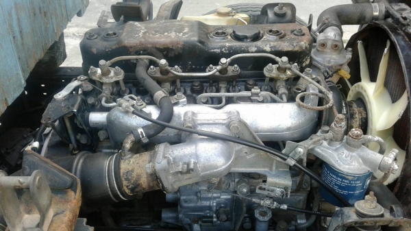 ISUZU NKR  58L รถห้าง 110 แรง เครื่อง 4BE1 ยกหัวได้เกียร์สั้น