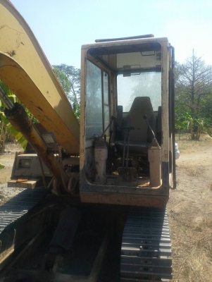 รถขุดPC60-6..มี2คันขายยกหรือแยก. คันละ380000/คัน