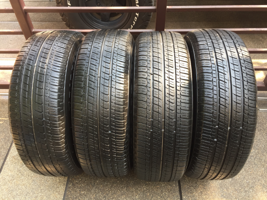 ยาง Bridgestone 225 65 17 ปี16 ดอกเต็ม ไม่มีปะ ใช้ยาว ราคาไม่แพง