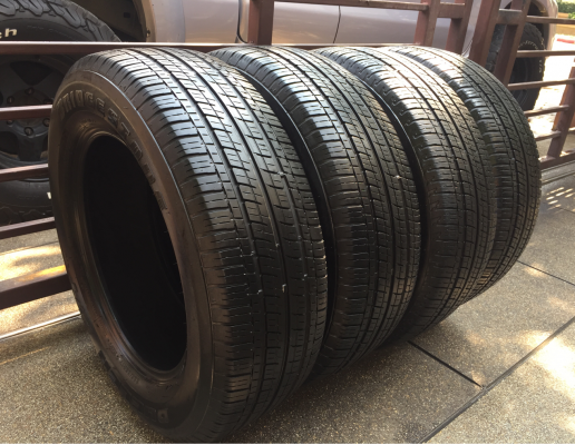 ยาง Bridgestone 225 65 17 ปี16 ดอกเต็ม ไม่มีปะ ใช้ยาว ราคาไม่แพง
