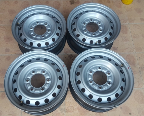 ขายล้อกะทะป้ายแดงขอบ15 6รู 4 ล้อ