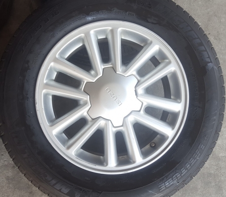 ขายล้อISUZU DMAX New16 พร้อมยาง 4 ล้อ