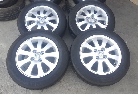 ขายล้อHONDA ขอบ14 พร้อมยาง 4 ล้อ