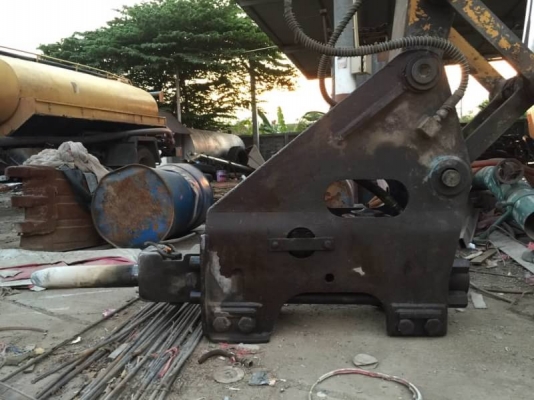 ขายหัวกระแทก ใส่รถแบคโค ขนาด PC60 ยี้ห้อ โอกาด๊ะ สะภาพพ ร้อมใช้  ระบบการกระแทกสมบูรณ์  ราคา.50000 สนใจโทร.08- 3531946 ลาย (ID) 0813531946 ต่อ.บางนา สินค้าอยู่ลำลูกกา