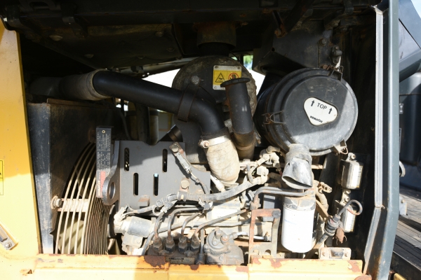 รถแทรกเตอร์ KOMUTSU รุ่น D31 PX-21